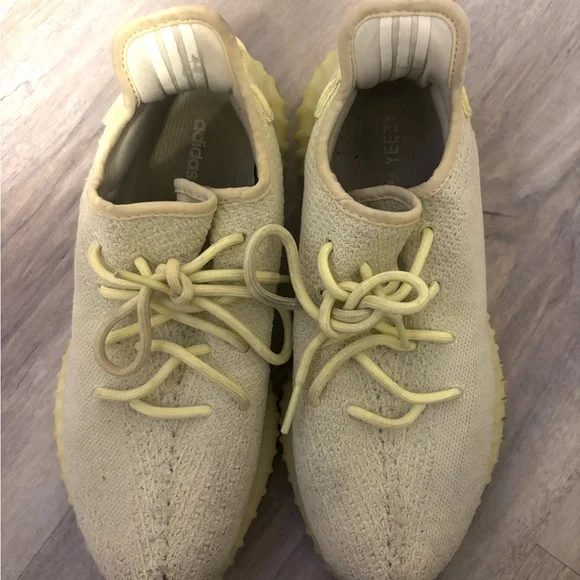 Adidas Yeezy Boost 350 V2 “Butter” - Picture 2 of 3